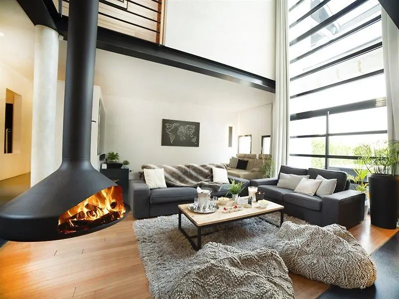 La Grange Emnitan - Maison De Ville Moderne Pour 12P Fetes Interdites Saint-Genis-Pouilly 0*,